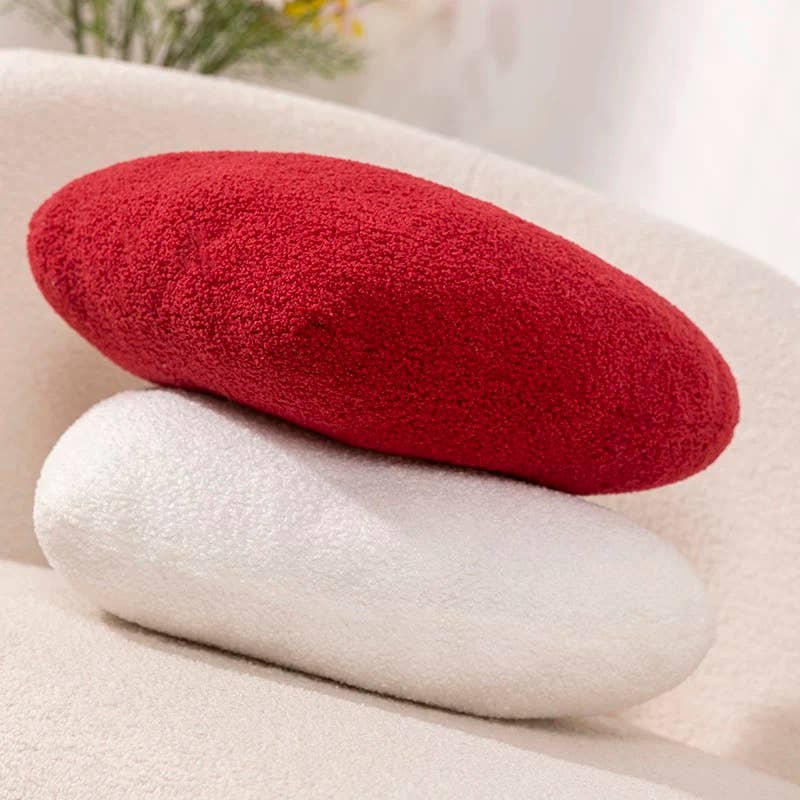Heart-shaped plush throw pillow decoration